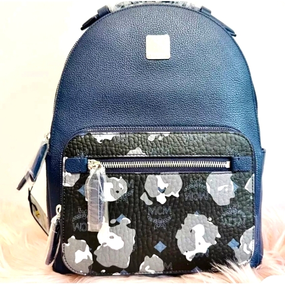 NEW 🍒Retail $1190 🍀MCM Stark BACKPACK Unisex Small Size Black/Navy Color - Picture 1 of 7